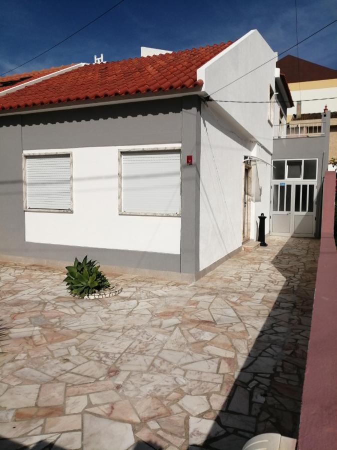 quartos da praia Peniche Exterior foto