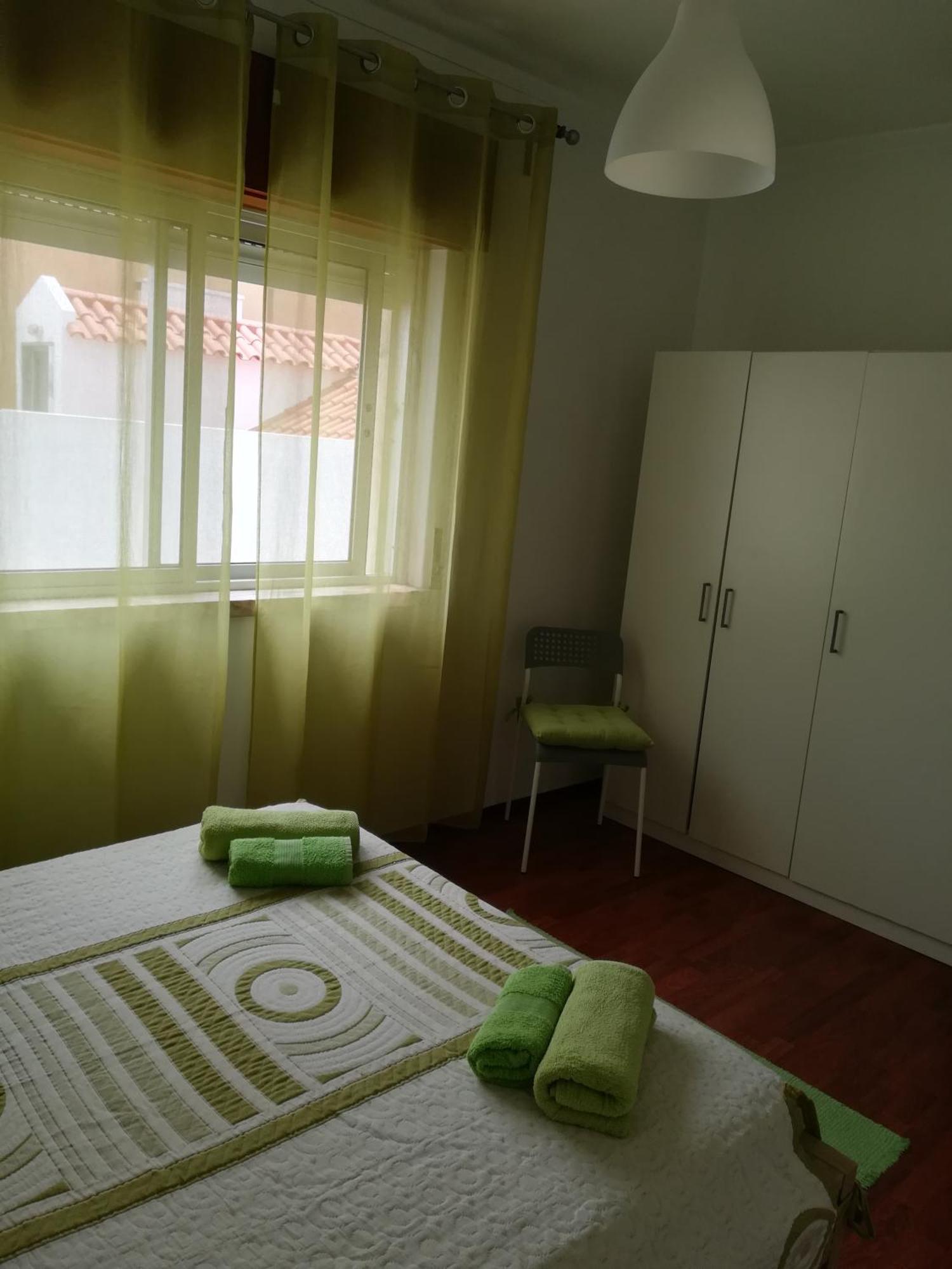 quartos da praia Peniche Quarto foto